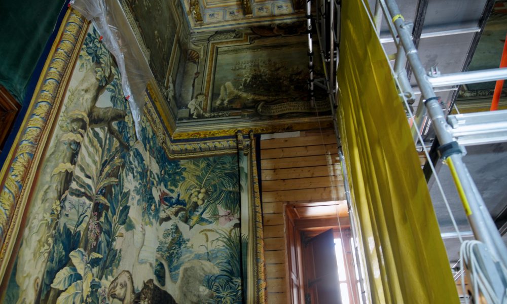 The Grand Master’s Palace Tapestries Start a Two-Year Restoration Journey in Belgium